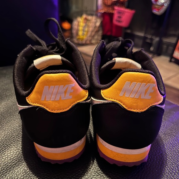 SOLD ‼️ Nike Classic Cortez Black Womens Women’s US Size 7 - Picture 3 of 7